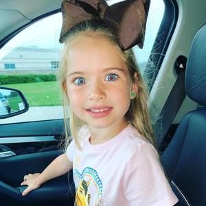 Meet your Posher, Cassie